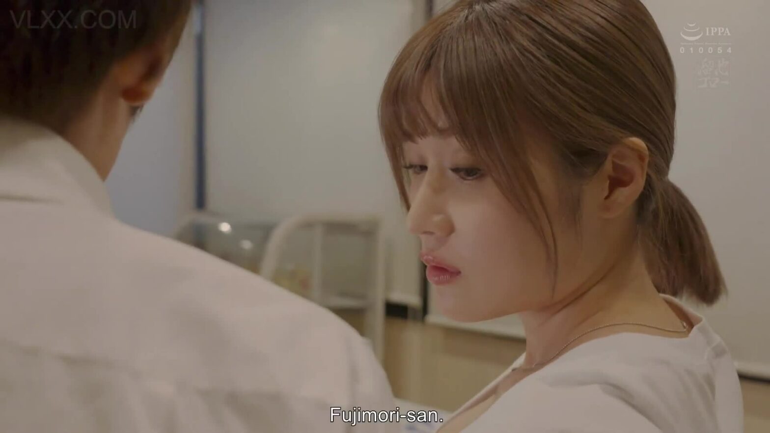 được đồng nghiệp nữ liếm củ khoải mỗi ngày vì Ông chồng lạnh nhạt