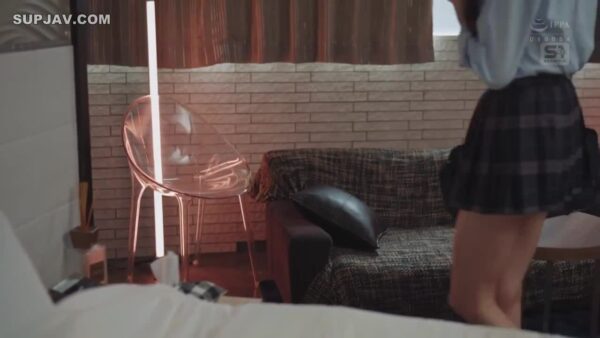 ông chú có em bé đường trẻ đẹp nhưng hơi bị lạnh lùng